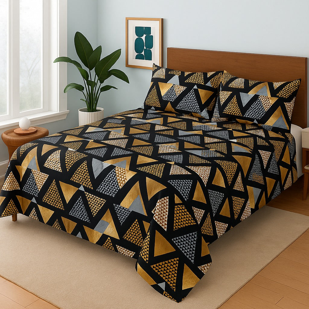 BALCK TRIANGLE - Bedsheet Set