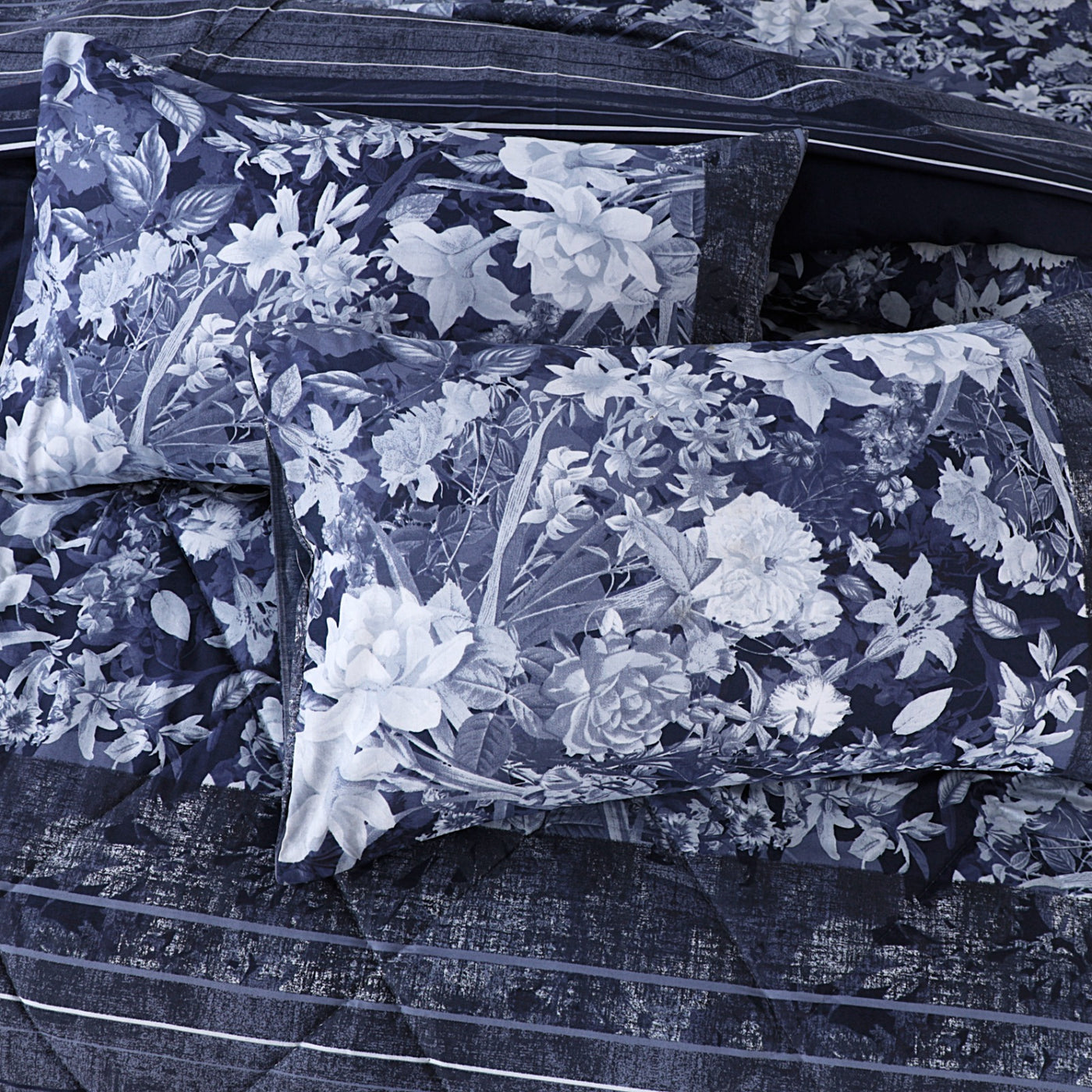 Bluish-Summer Comforter Set (Light Filling)