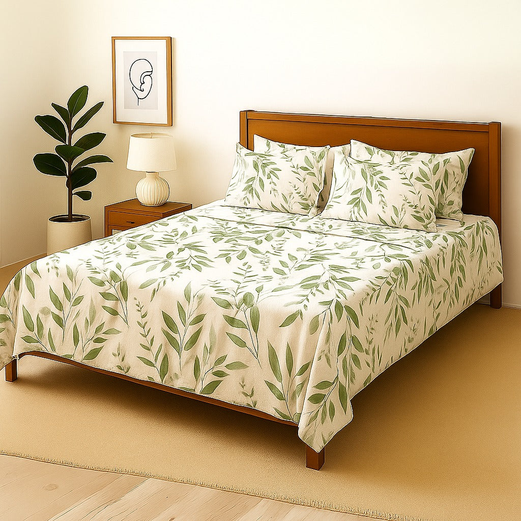 GREEN LEAVES - Bedsheet With 4 Pillow Covers