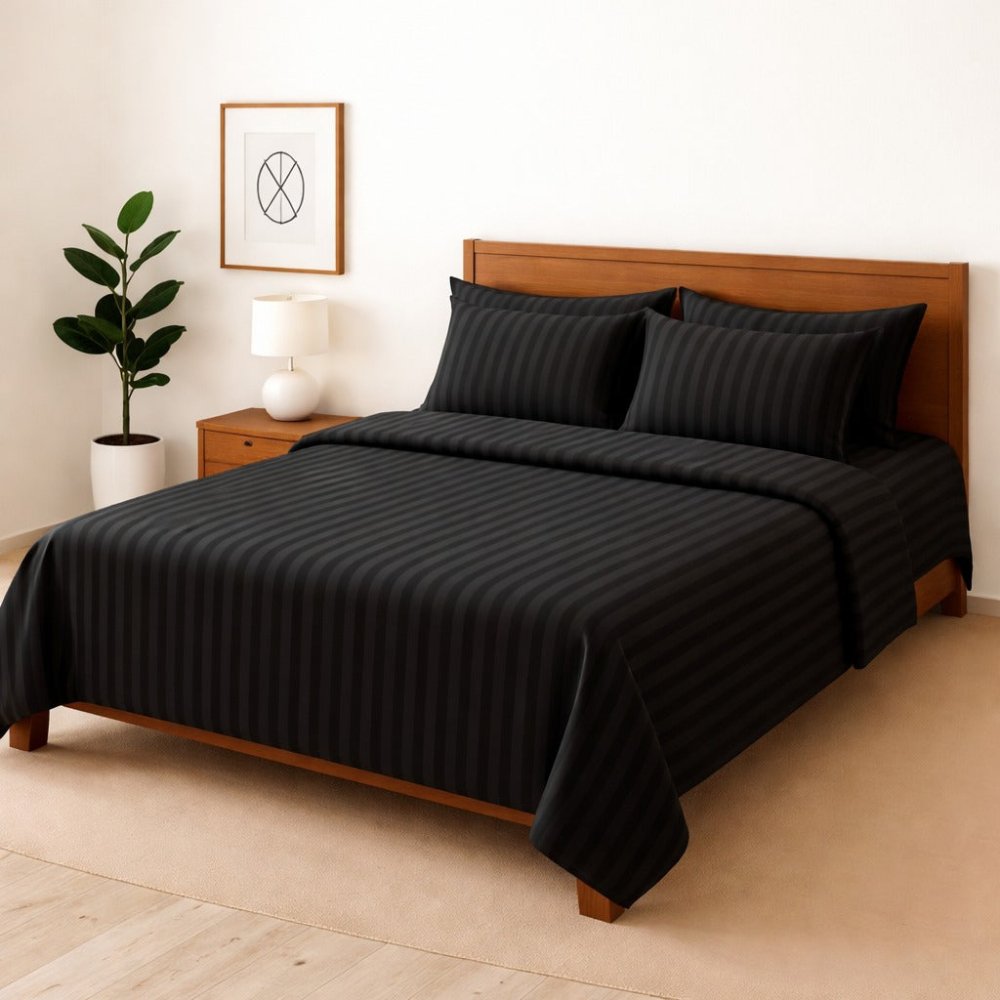 Black Stripe - Bedsheet With 4 Pillow Covers - Zaraish.com